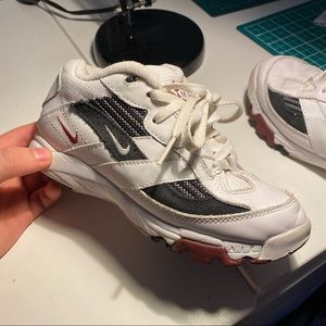1996 vintage nikes size 5W